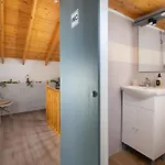 Kostas Nest בית נופש *
