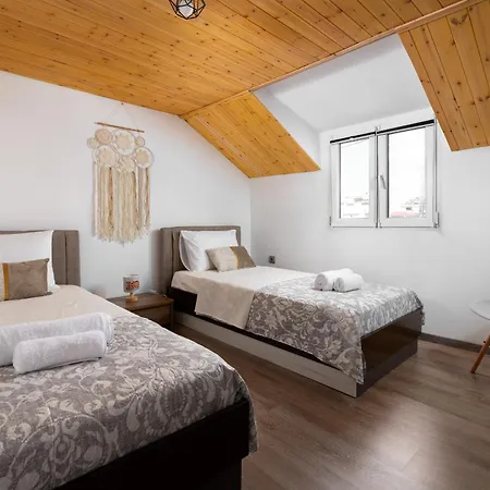 בית נופש Kostas Nest