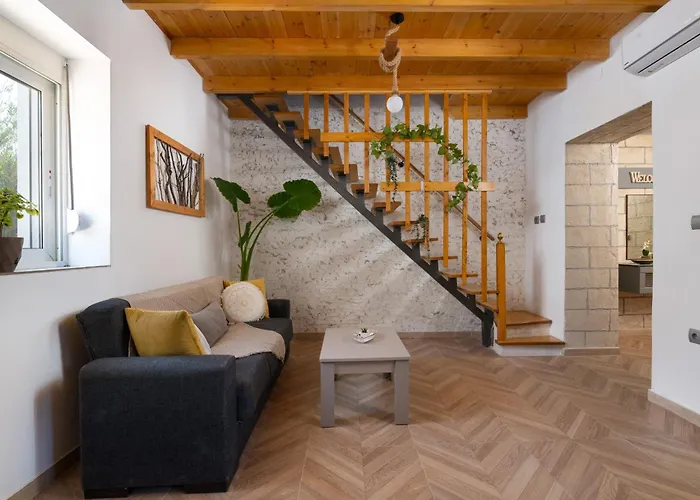 Kostas Nest بيت للعطل *