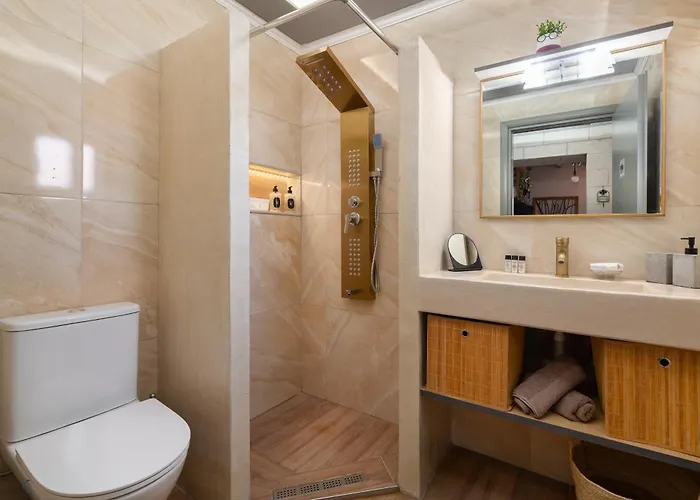 Kostas Nest بيت للعطل إياليسوس