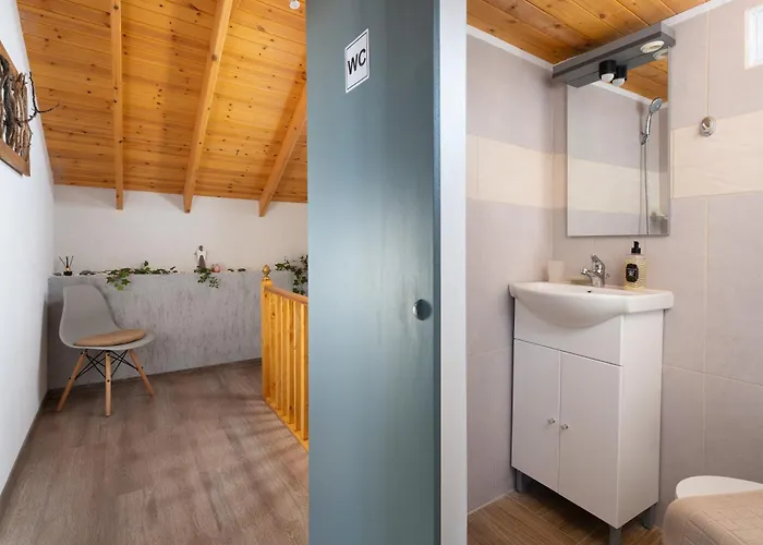 Kostas Nest بيت للعطل *