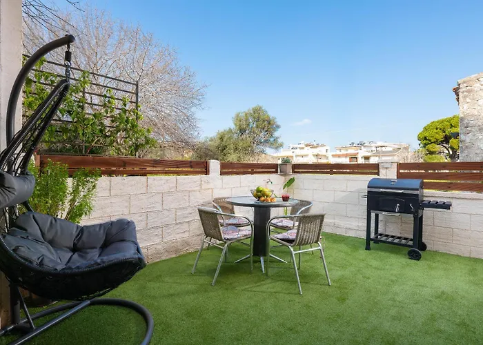 Kostas Nest بيت للعطل