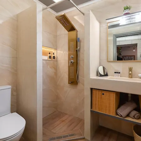 Kostas Nest Nyaraló Jaliszósz